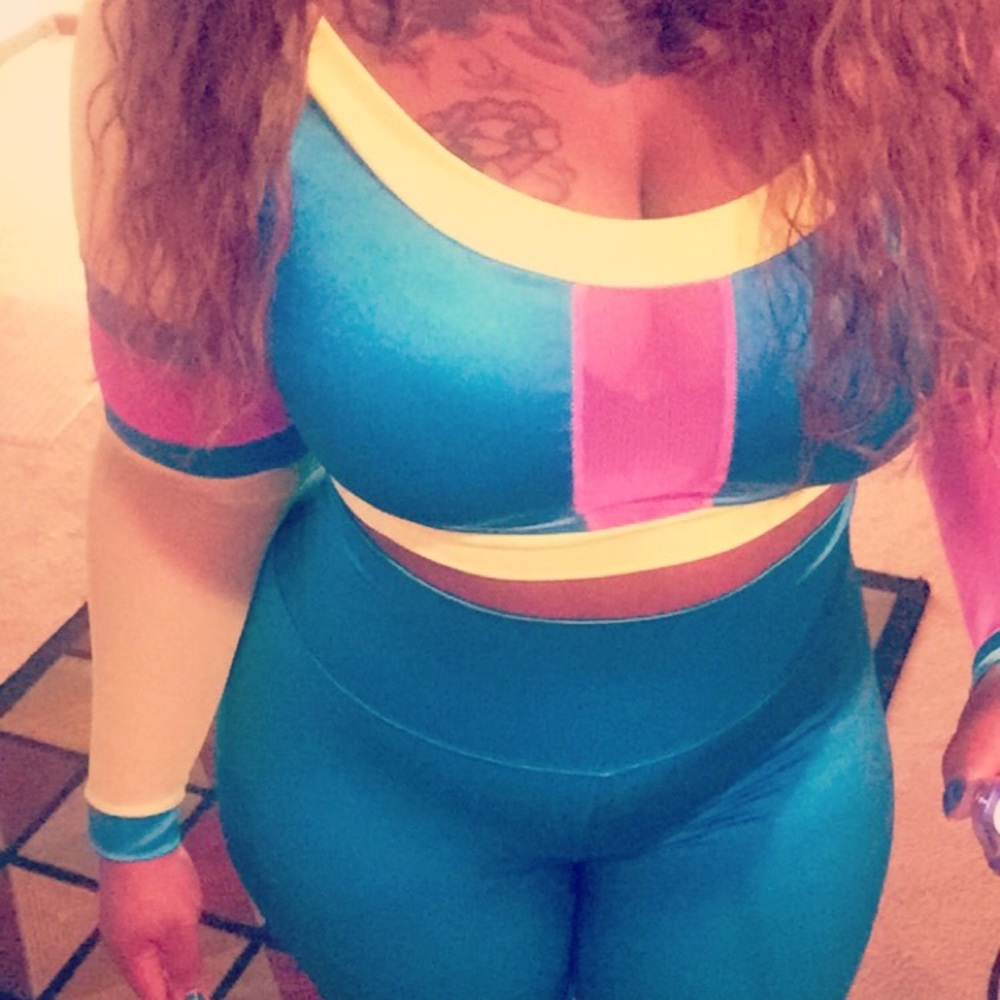 2 Piece Colorblock Set